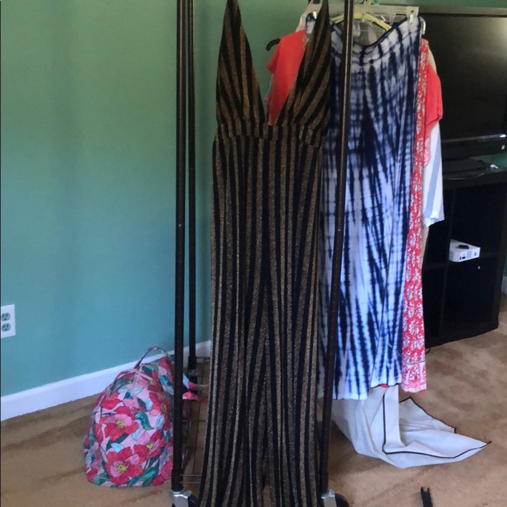 Fashion nova jumpsuit